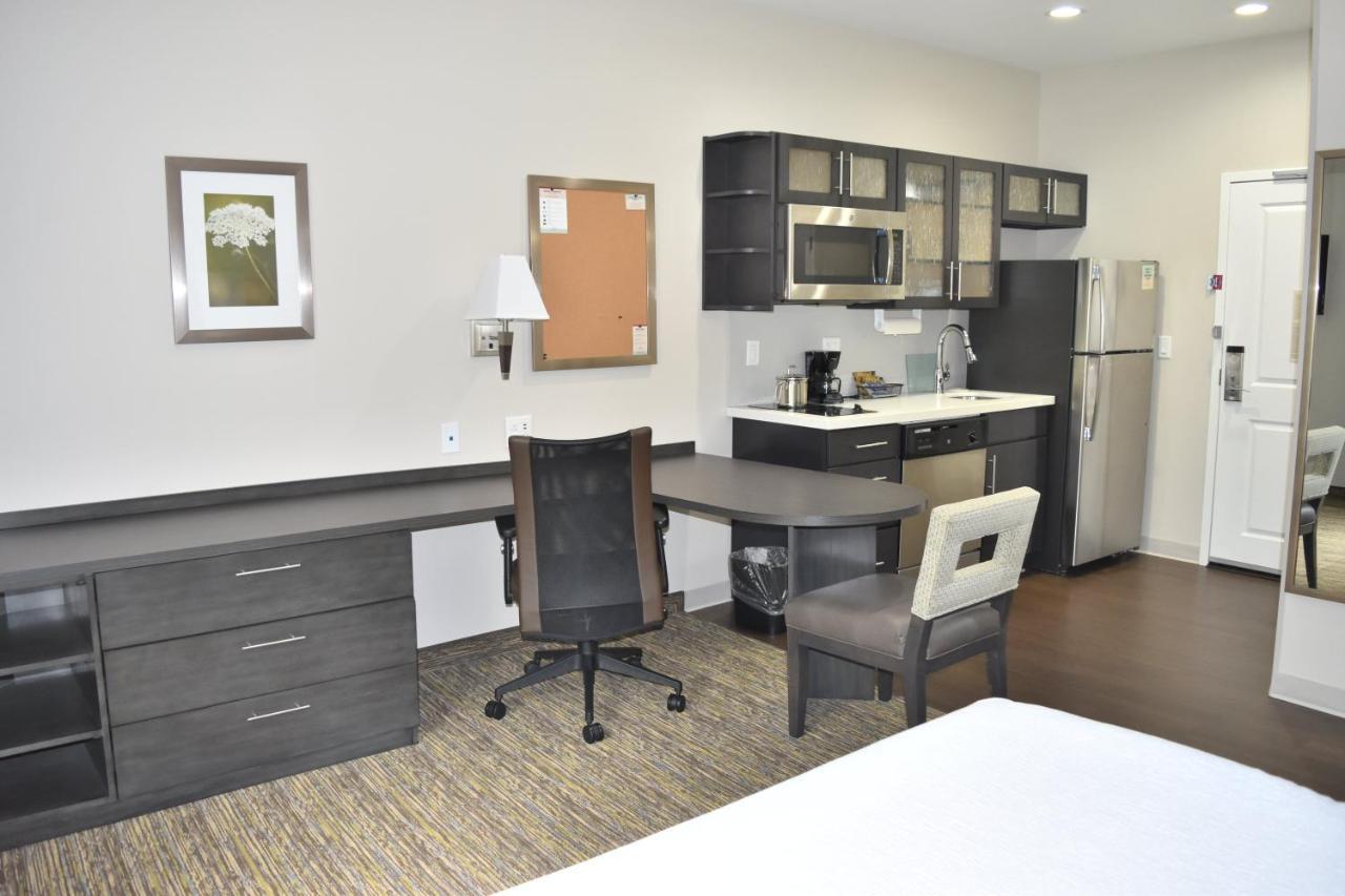 Hotel Candlewood Independence By Ihg Selsa